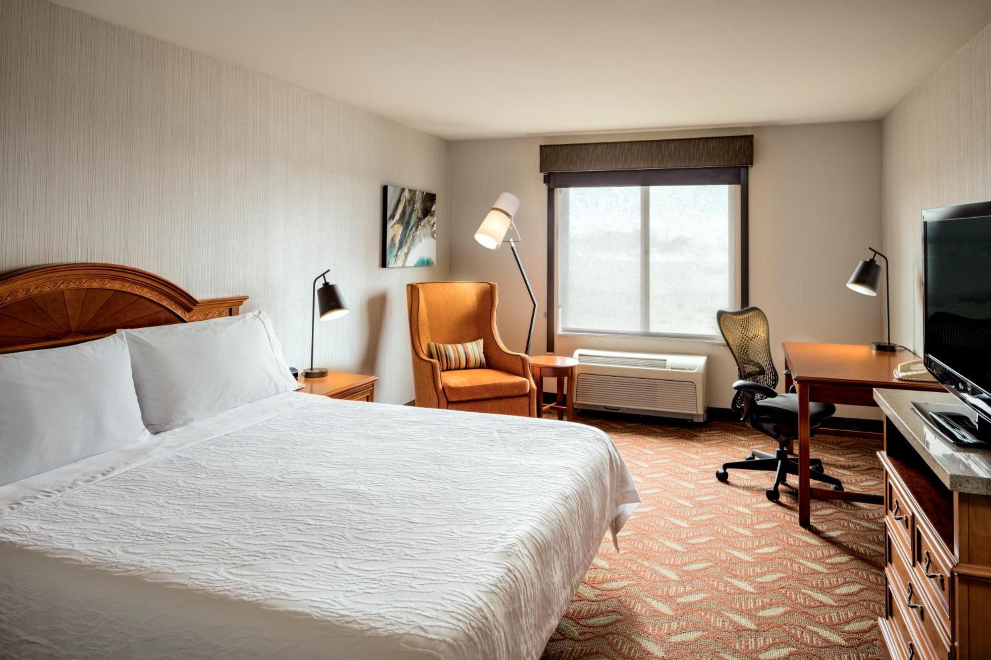 Hilton Garden Inn Tri-Cities/קנוויק מראה חיצוני תמונה