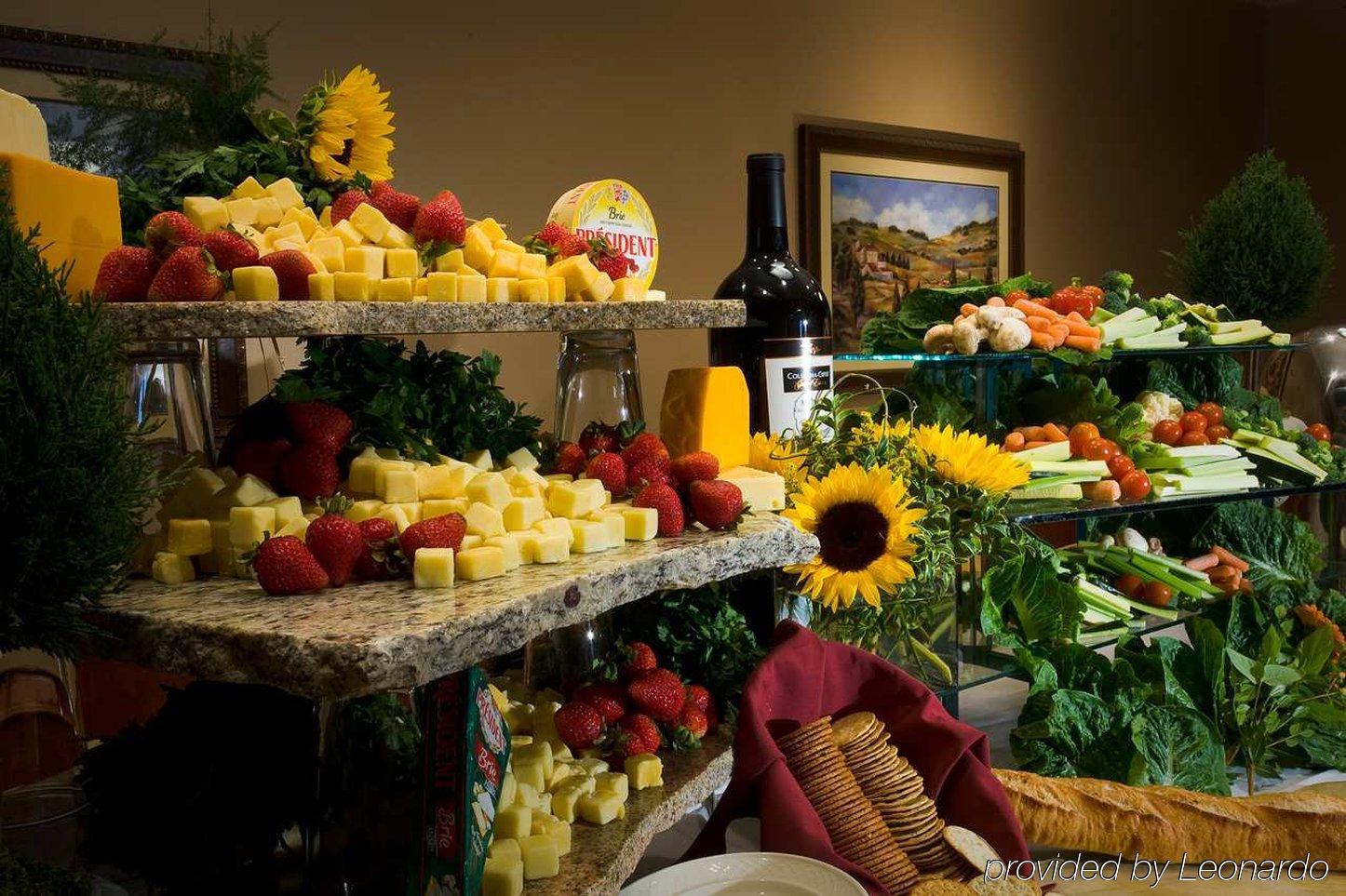 Hilton Garden Inn Tri-Cities/קנוויק מסעדה תמונה