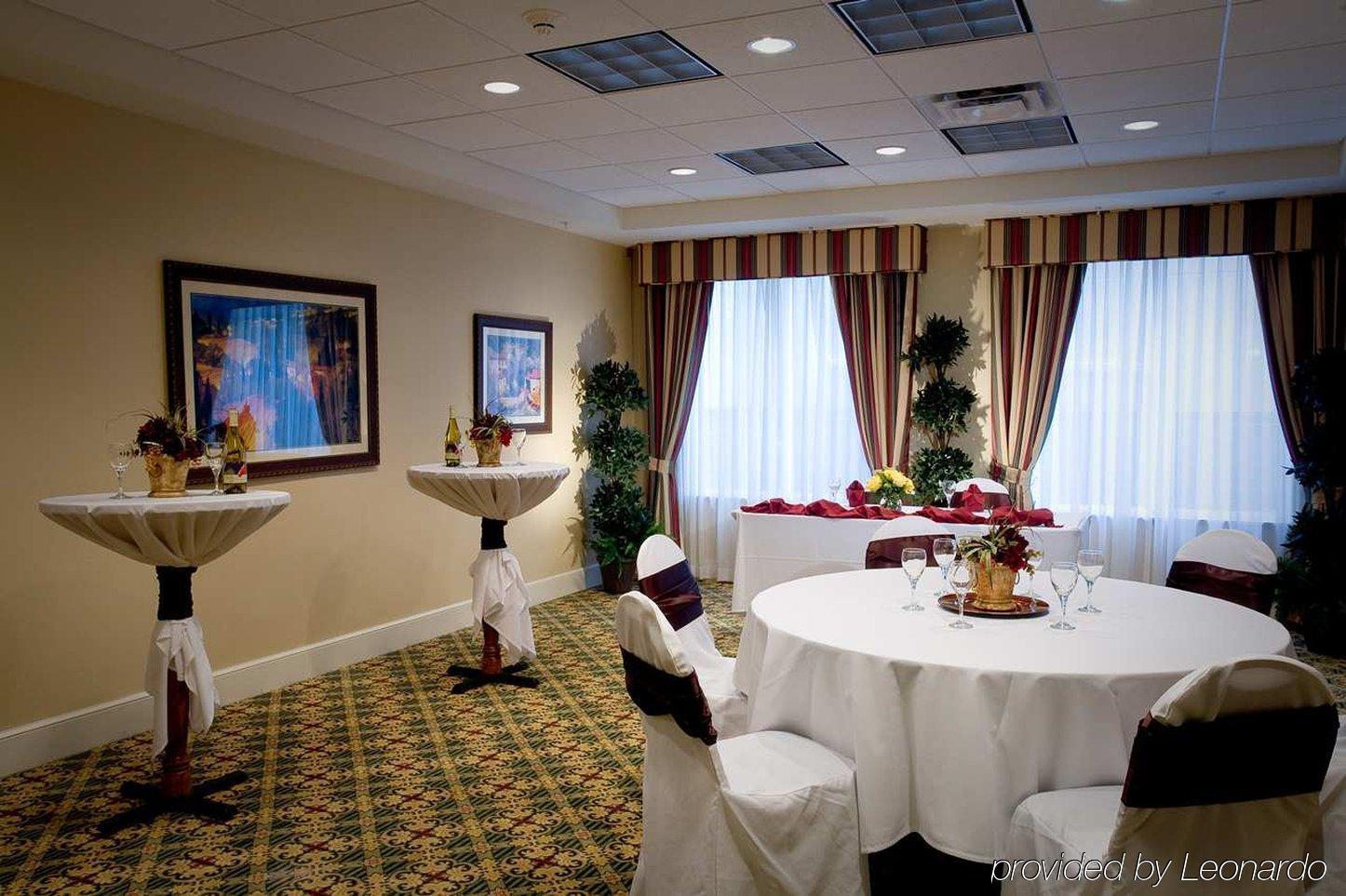 Hilton Garden Inn Tri-Cities/קנוויק מסעדה תמונה